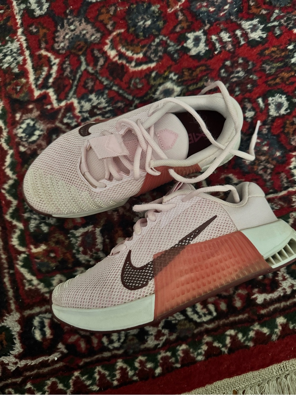 Nike Women's Metcon 9 Pink Athletic Training Shoes, 5